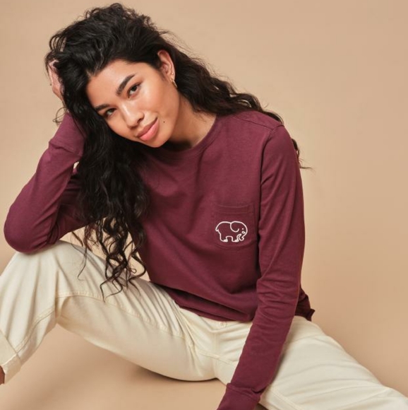 ivory ella Tops - 👜3 for $25👜 NWOT Ivory Ella pocket tee